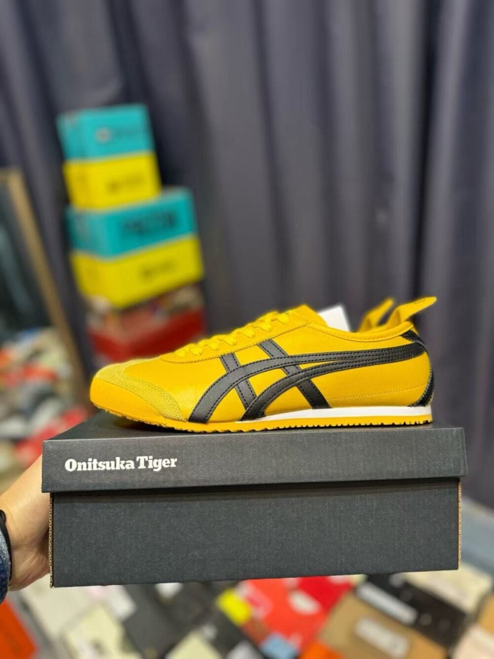 Onitsuka Tiger Mexico 66 Slip-On Yellow Black Canvas Sneakers Size 7